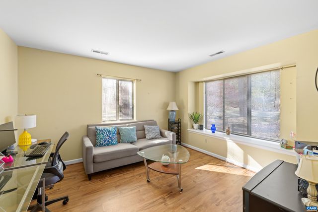 465 HIDDEN RIDGE RD, Charlottesville, VA 22902