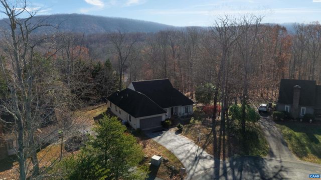 465 HIDDEN RIDGE RD, Charlottesville, VA 22902