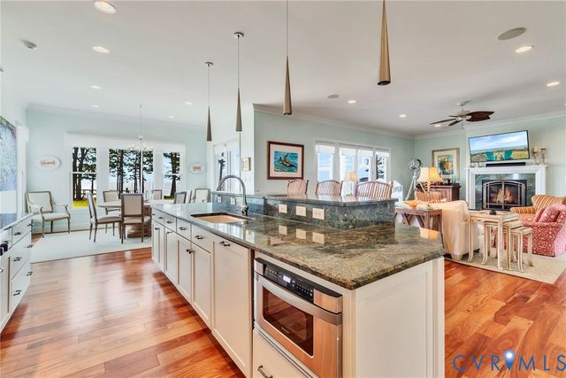 2153 Lighthouse View Dr, Heathsville, VA 22530