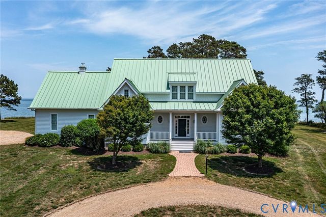 2153 Lighthouse View Dr, Heathsville, VA 22530