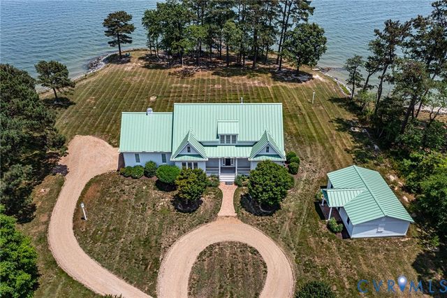 2153 Lighthouse View Dr, Heathsville, VA 22530