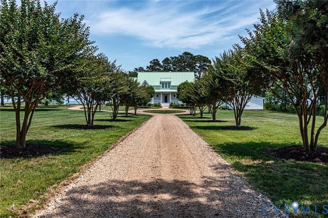 2153 Lighthouse View Dr, Heathsville, VA 22530