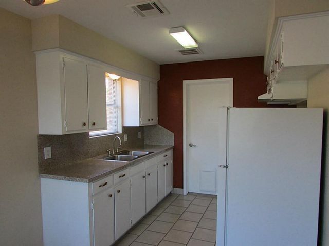 1322 Kappa Street, Pasadena, TX 77504