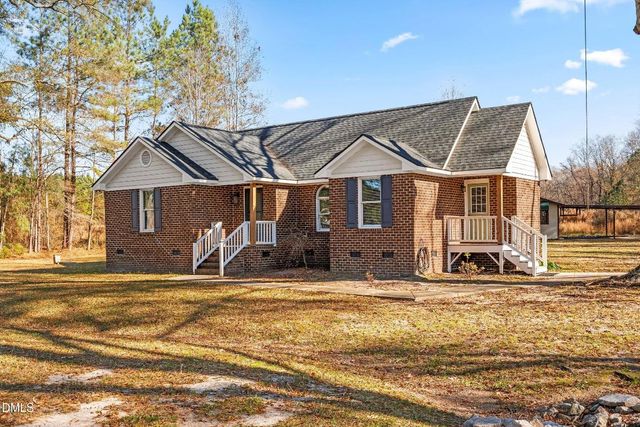 8302 Nc 96 Highway, Selma, NC 27576