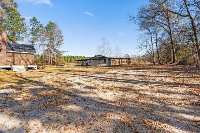 8302 Nc 96 Highway, Selma, NC 27576