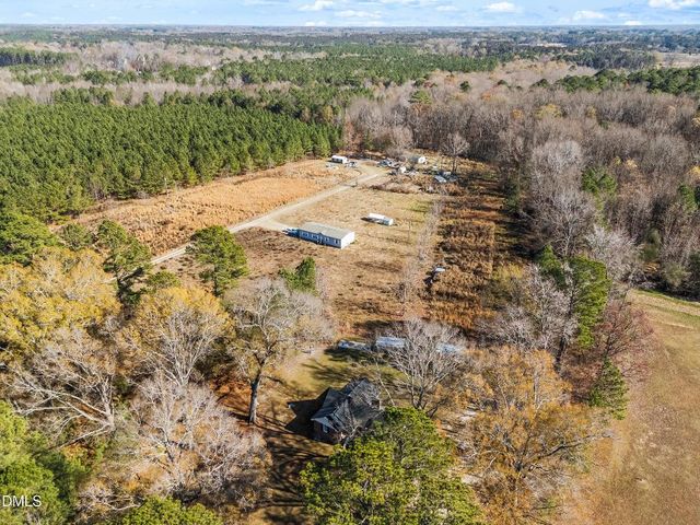 8302 Nc 96 Highway, Selma, NC 27576