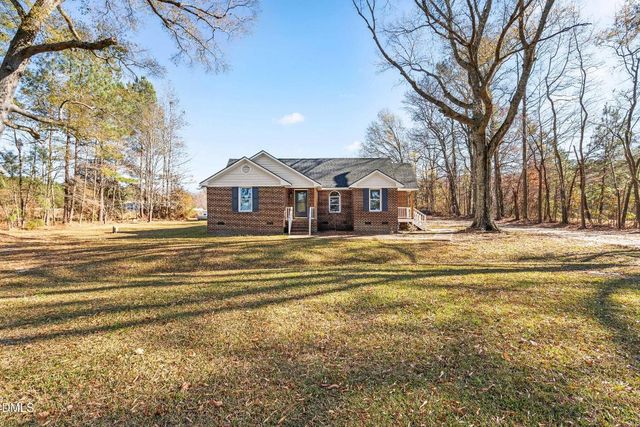 8302 Nc 96 Highway, Selma, NC 27576