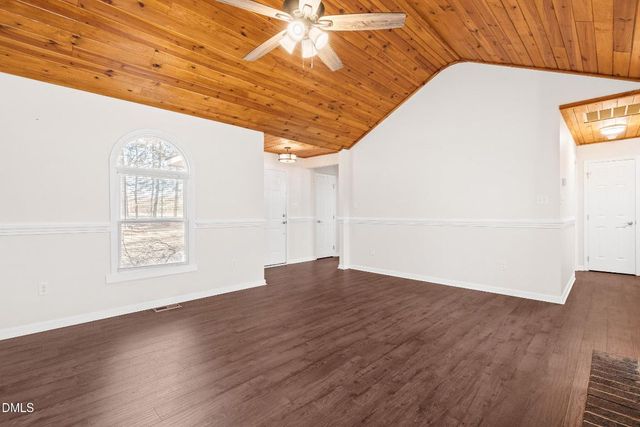 8302 Nc 96 Highway, Selma, NC 27576