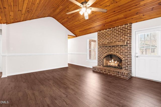 8302 Nc 96 Highway, Selma, NC 27576