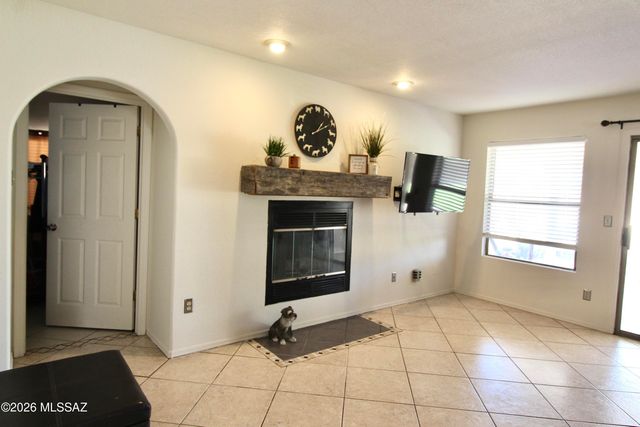 1910 N Takahe Way, Tucson, AZ 85745