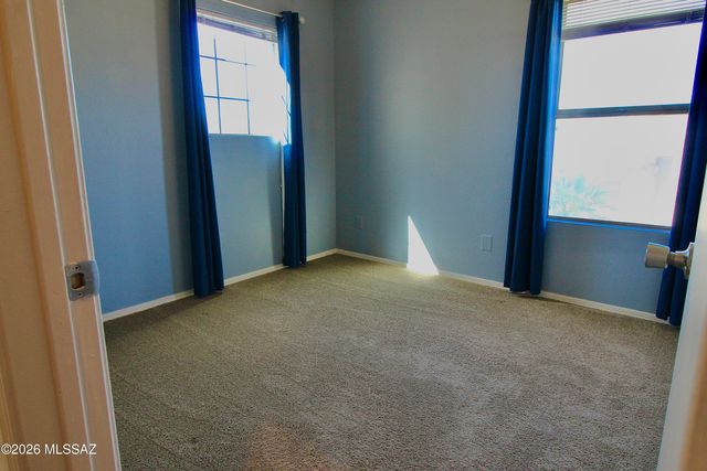 1910 N Takahe Way, Tucson, AZ 85745