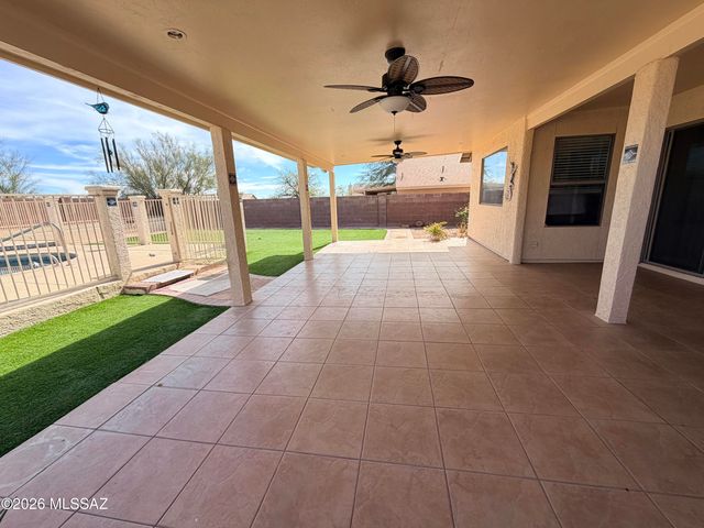 1910 N Takahe Way, Tucson, AZ 85745