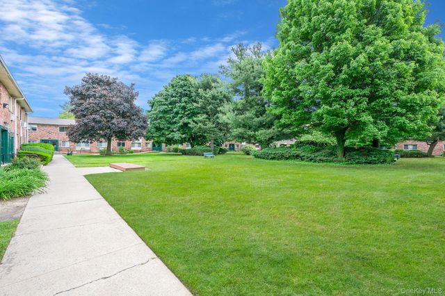 2453 Union Boulevard 37A, Islip, NY 11751