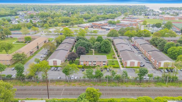 2453 Union Boulevard 37A, Islip, NY 11751