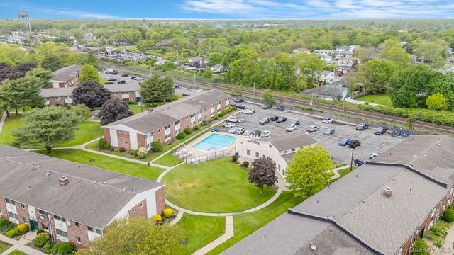 2453 Union Boulevard 37A, Islip, NY 11751