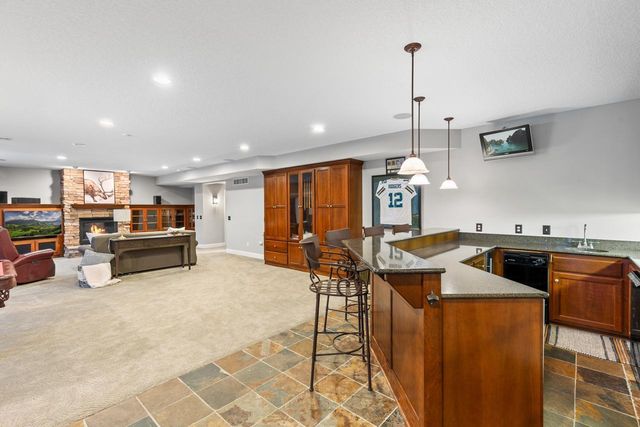 9430 Riley Lake Road, Eden Prairie, MN 55347