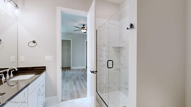 11716 River Beauty Loop 101, Prospect, KY 40059