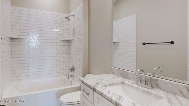 11716 River Beauty Loop 101, Prospect, KY 40059