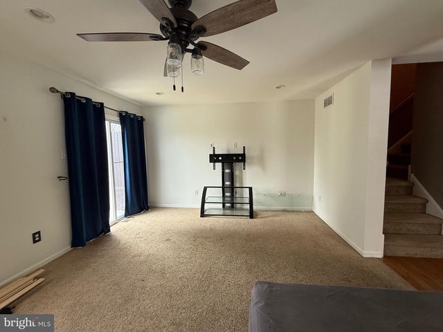 14 BRYANT DR, Perkasie, PA 18944