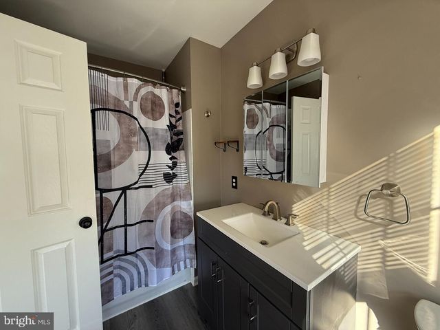 14 BRYANT DR, Perkasie, PA 18944