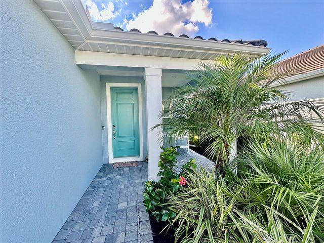 2633 STAR APPLE WAY, Sarasota, FL 34240