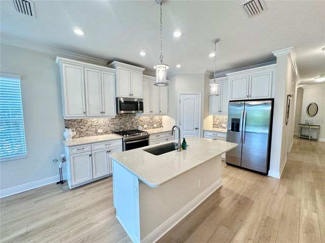 2633 STAR APPLE WAY, Sarasota, FL 34240