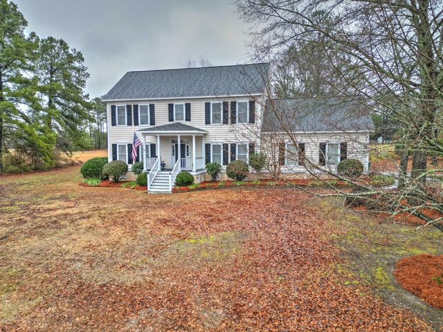 1480 Country Club Circle, Manning, SC 29102