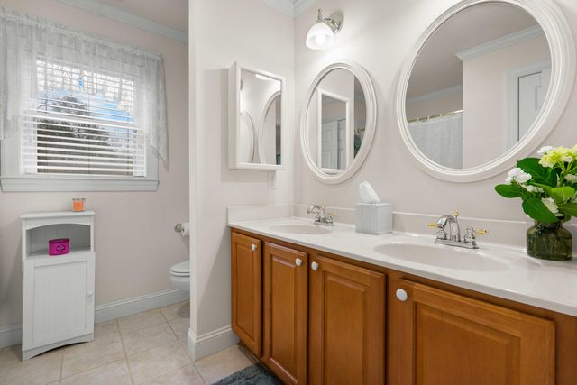 1480 Country Club Circle, Manning, SC 29102