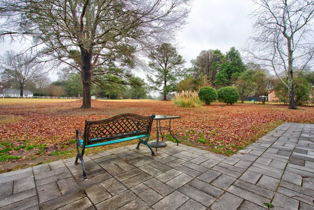 1480 Country Club Circle, Manning, SC 29102