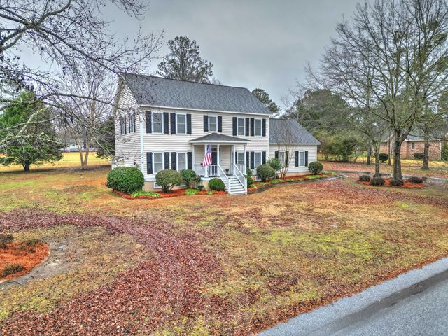 1480 Country Club Circle, Manning, SC 29102