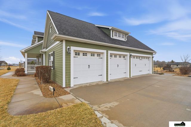 2330 SW 47Th Street, Lincoln, NE 68522