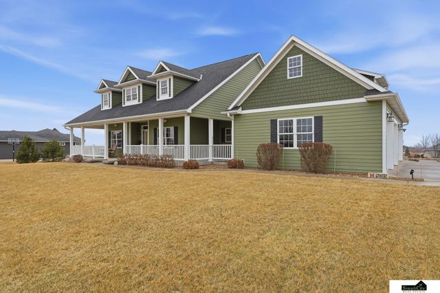 2330 SW 47Th Street, Lincoln, NE 68522