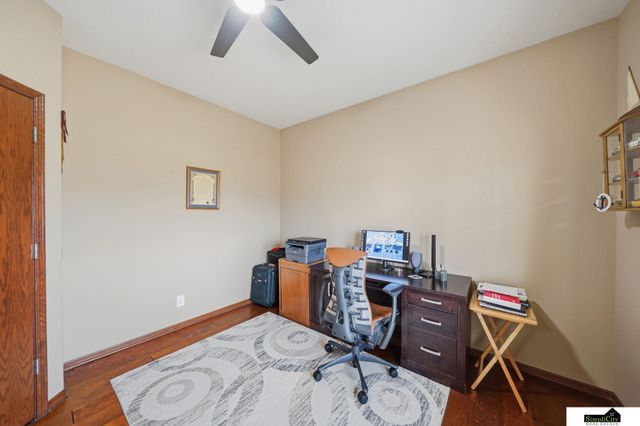 2330 SW 47Th Street, Lincoln, NE 68522