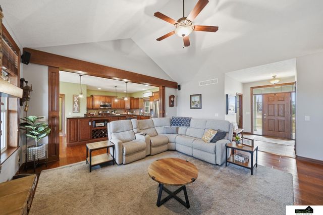 2330 SW 47Th Street, Lincoln, NE 68522