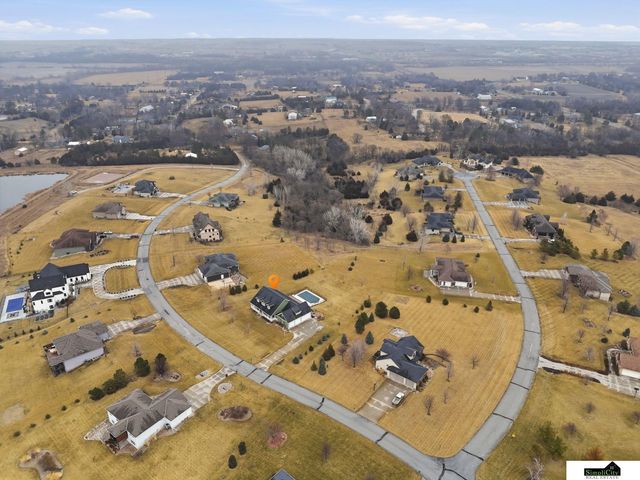 2330 SW 47Th Street, Lincoln, NE 68522