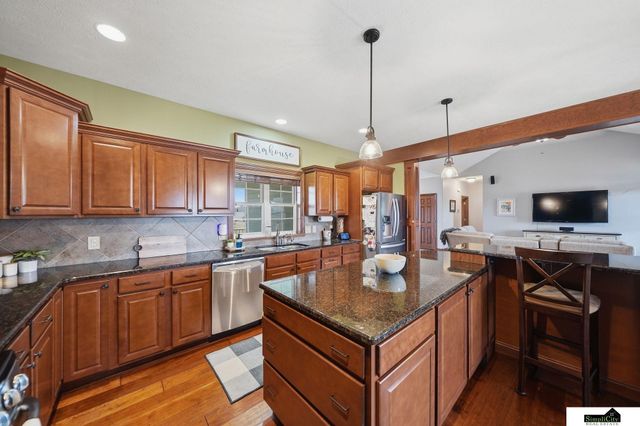 2330 SW 47Th Street, Lincoln, NE 68522