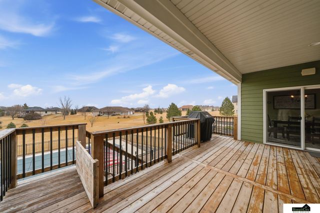 2330 SW 47Th Street, Lincoln, NE 68522