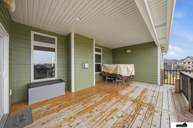 2330 SW 47Th Street, Lincoln, NE 68522