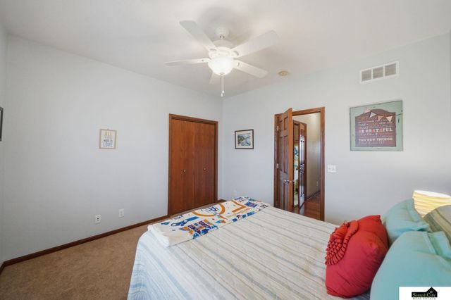 2330 SW 47Th Street, Lincoln, NE 68522