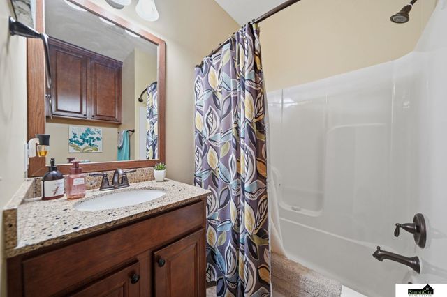 2330 SW 47Th Street, Lincoln, NE 68522