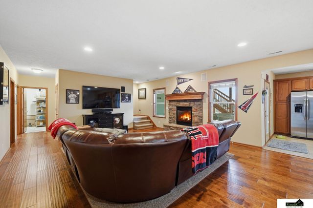 2330 SW 47Th Street, Lincoln, NE 68522