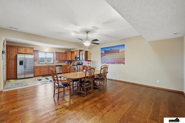 2330 SW 47Th Street, Lincoln, NE 68522