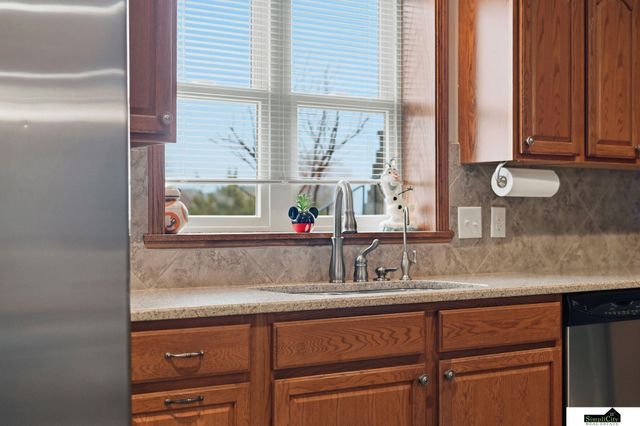 2330 SW 47Th Street, Lincoln, NE 68522