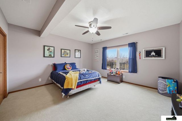 2330 SW 47Th Street, Lincoln, NE 68522