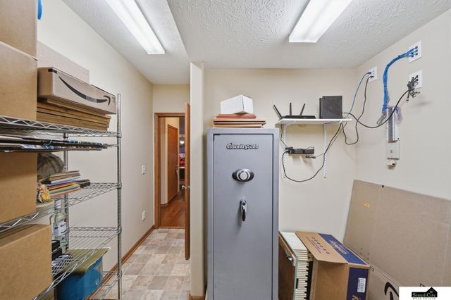 2330 SW 47Th Street, Lincoln, NE 68522