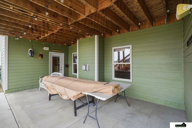 2330 SW 47Th Street, Lincoln, NE 68522