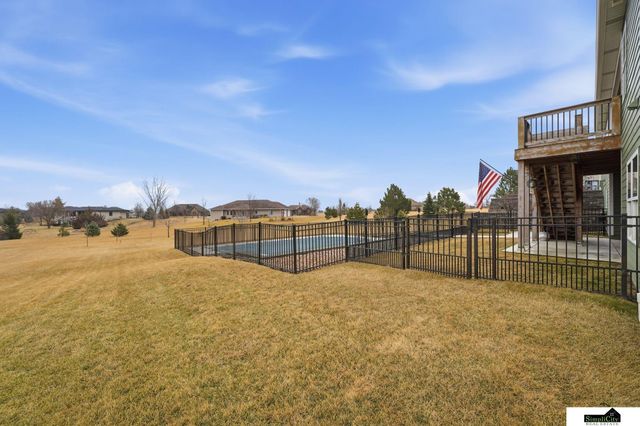 2330 SW 47Th Street, Lincoln, NE 68522