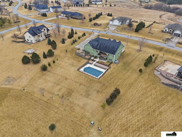 2330 SW 47Th Street, Lincoln, NE 68522