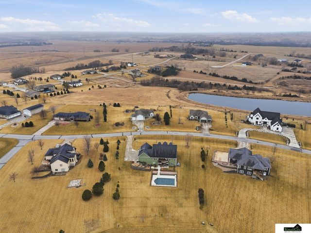 2330 SW 47Th Street, Lincoln, NE 68522