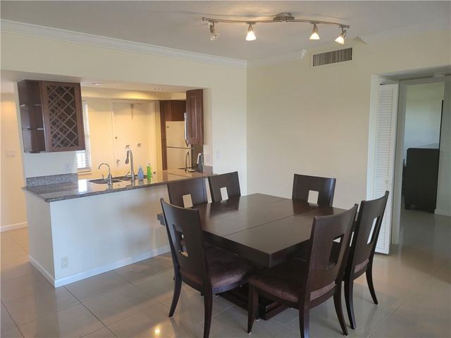 3050 N Palm Aire Drive 508, Pompano Beach, FL 33069